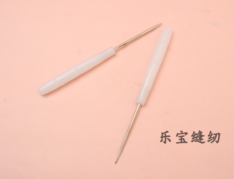 Trắng một ngàn thông qua một dùi chọn một ngàn thông qua một ngàn khoan DIY chắp vá quần áo công cụ vải lỗ đấm - Công cụ & vật liệu may DIY kéo cắt vải