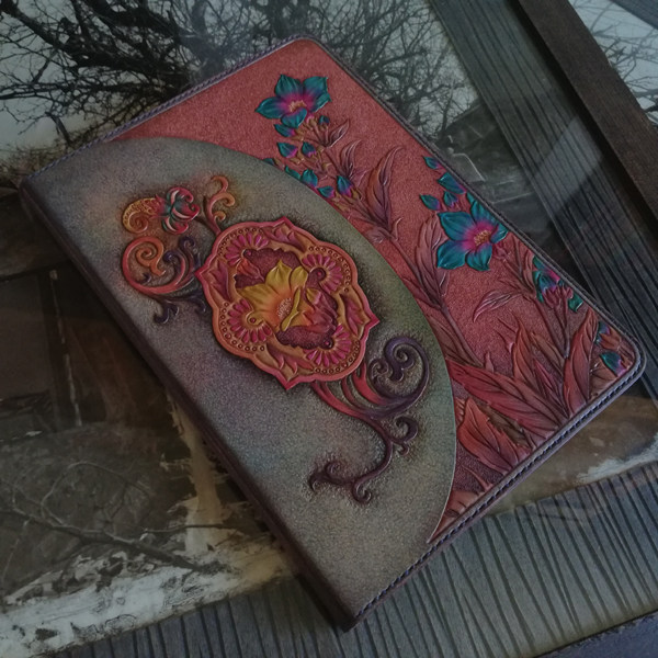 Hand-Planted Tannic Bull Leather Carvings of Classical Ripples of Classical Ripples B5 Notebook Envelope Booking