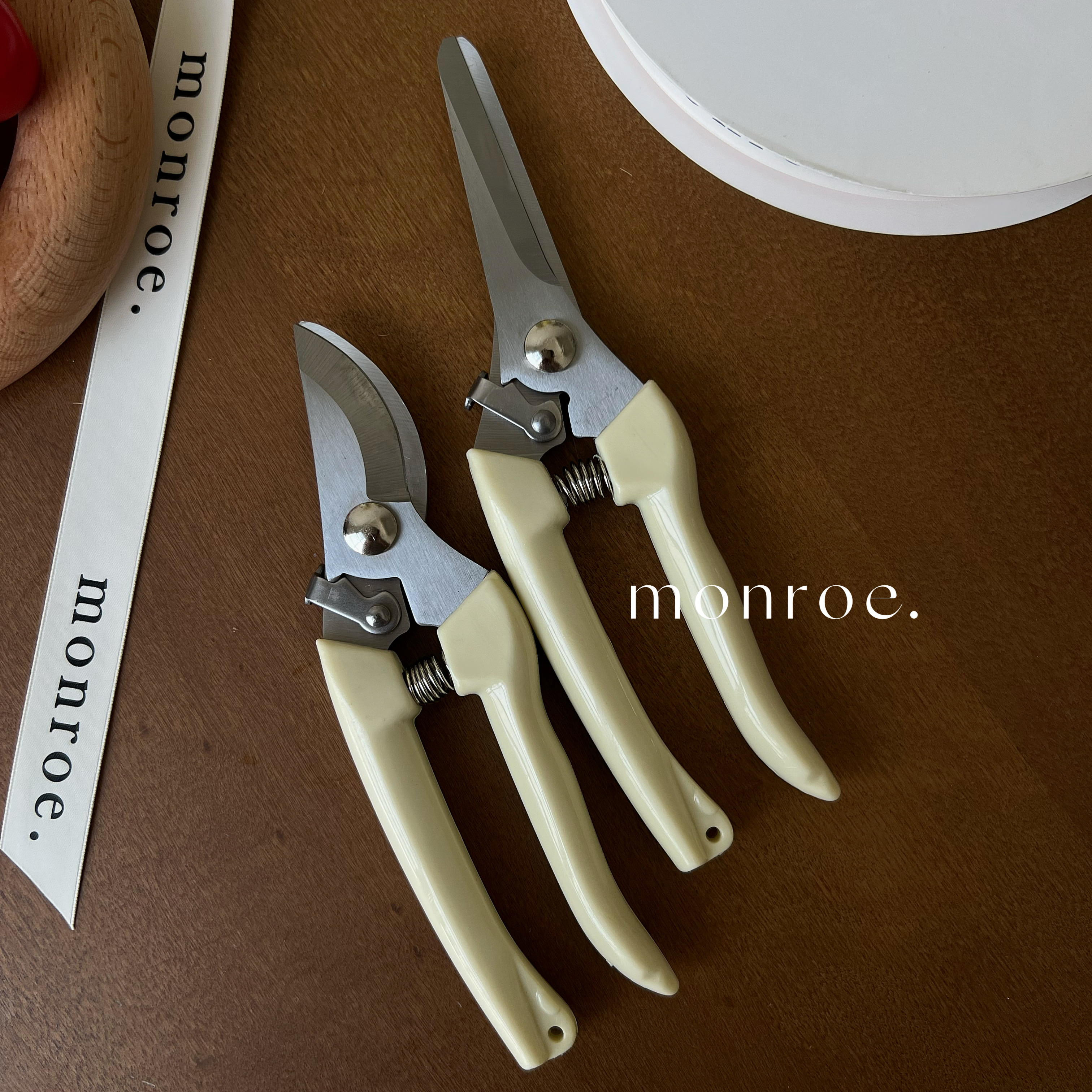 Flower Artist recommends gardening scissors branch scissors cut hardware scissors trimming garden for home flower plug tools