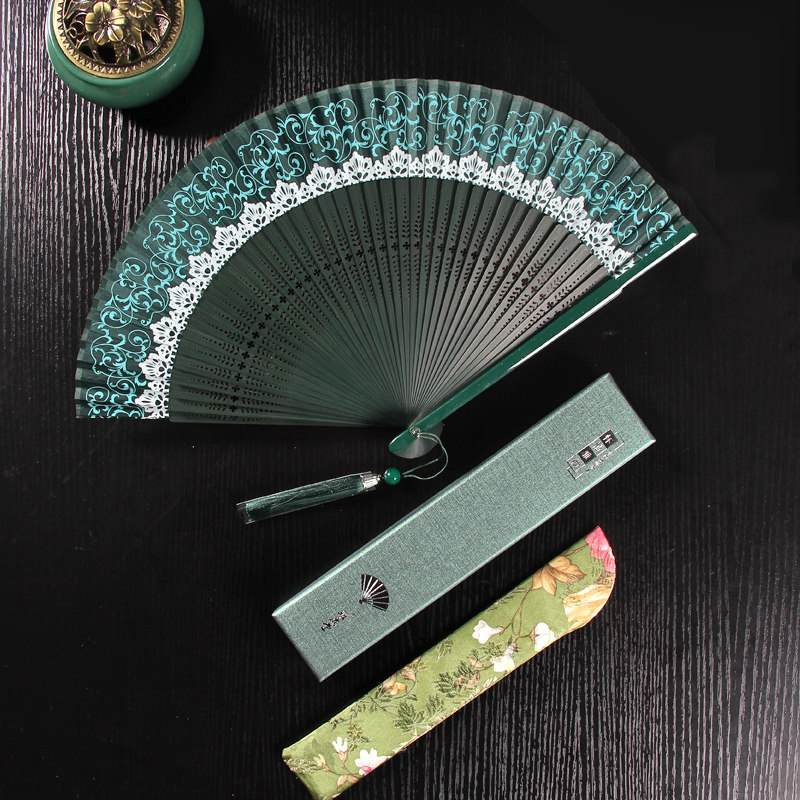 Ancient style women's qipao fan Hanfu carry-on small folding fan children's ancient costume Chinese style classical dance folding fan bamboo