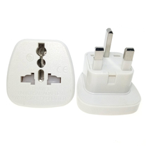 English standard large panel Trilateral universal conversion plug Malaysia Singapore Maldives Dubai socket 13A