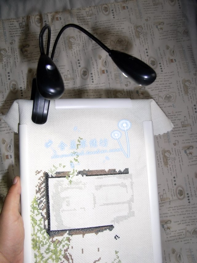 Cross embroidery hand tool double head LED clamp embroidery lamp reading light suitable for night embroidery eye protection