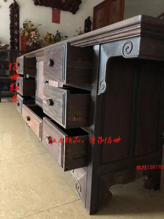 世 红木 台 cho bức tranh đồ nội thất Đài Loan - Bàn / Bàn mẫu bàn thờ trơn đẹp