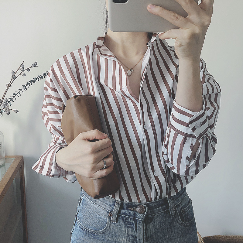 Say your attitude to the world, keep it for yourself every season~ asymmetrical slanted striped shirt Nordic niche designer