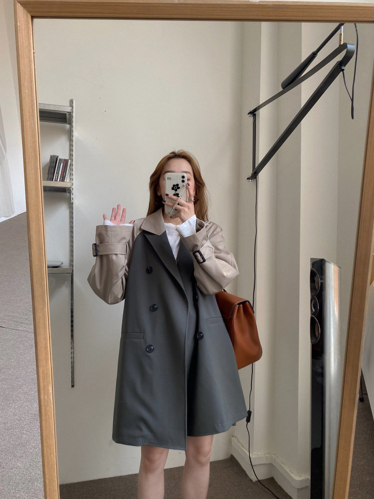 男女兼用 新品未使用[REGINA ROMANTICO Japan]ブラックトレンチコート