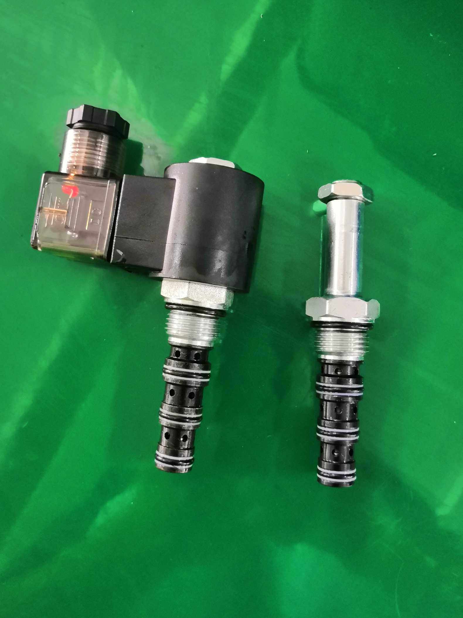 DHF08-241LSV2-08-4CO two-position four-way SV08-40 solenoid valve threaded cartridge valve reversing valve