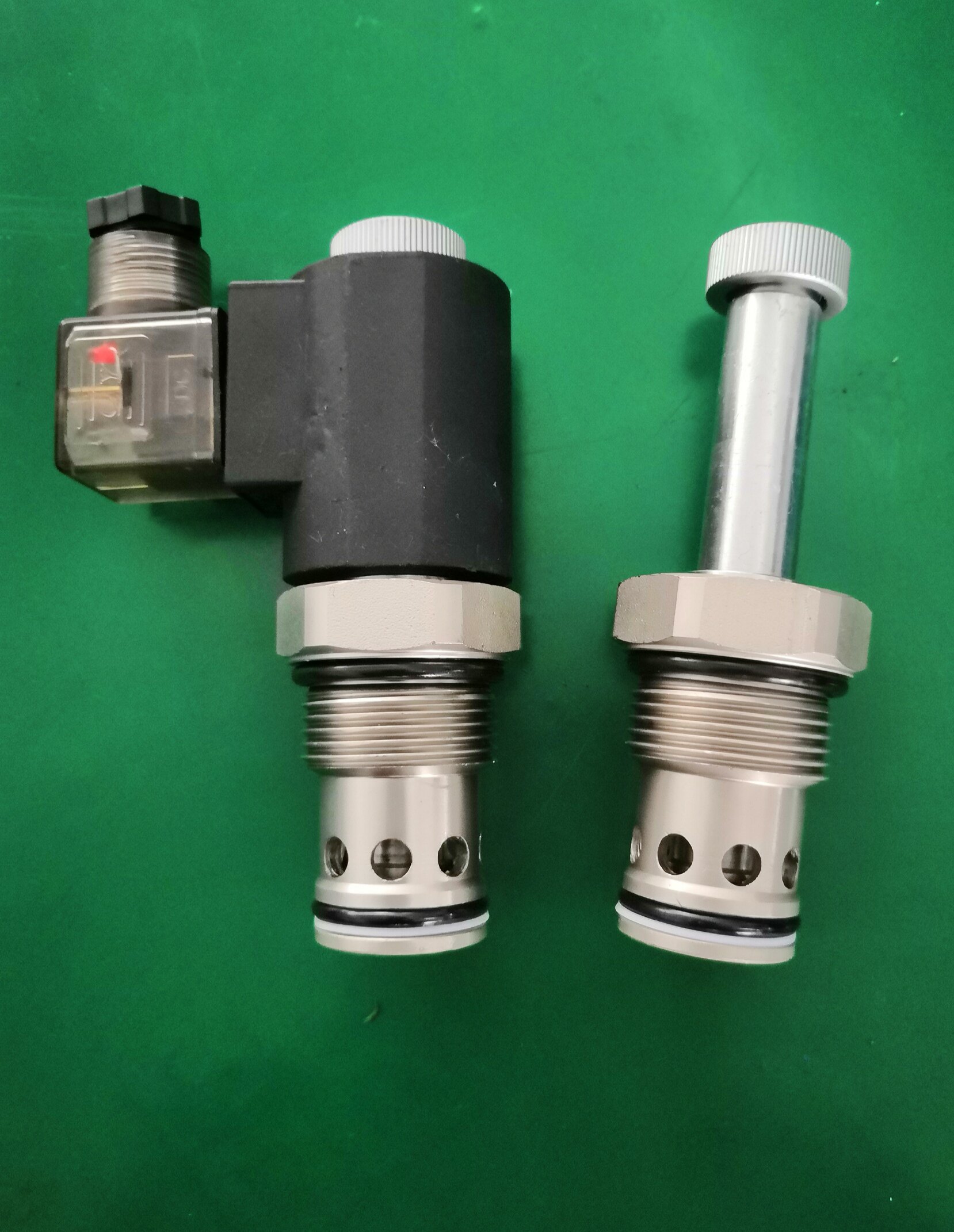 DHF16-220 SV16 Solenoid Valve Lifting Platform Lifter Hydraulic Station Accessories Threaded Cartridge Valve