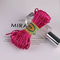 Роза красная