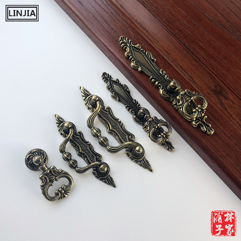 European-style green bronze antique handle hand-style retro wardrobe door drawer handle simple furniture pastoral ring handle