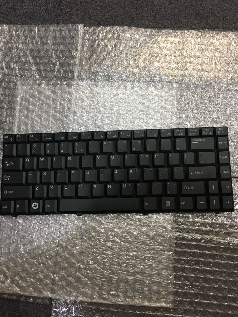 New English Haseee Shenzhou 0569F510USL-E MP-05693US-F51 Laptop Keyboard