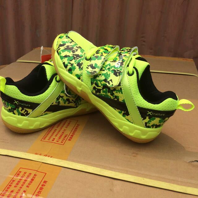 Giày cầu lông Li Ning / LINING chính hãng mới giày thể thao nữ chính hãng