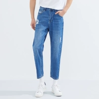 Синий в джинсовой ткани