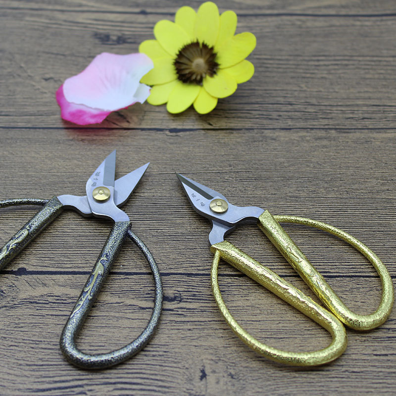 Zhang Xiaoquan Dragon Phoenix Scissors Nail Trim Scissors Nails Sharp Head Scissors Small Scissors Exquisite Send Girlfriend Scissors