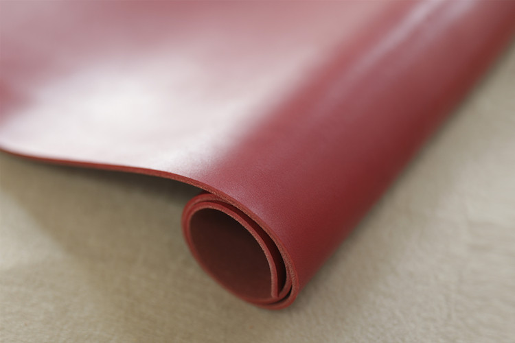 Leather Spot Japan Hip Back Tot Wood Saddle Leather Red Sub leather Leather Head Layer Cow Leather Handmade Leather