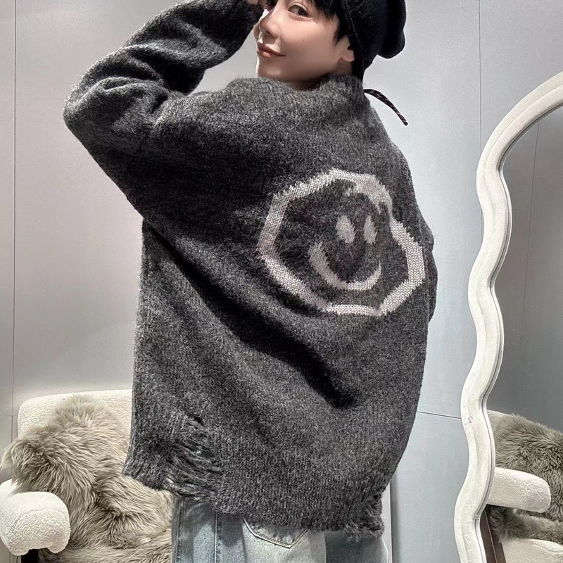 Authentic European-Style New Design Smiley Face Distressed Soft Knit Pullover Sweater Versatile Youthful Trendy Style Authentic European-Style New Design Smiley Face Distressed Soft Knit Pullover Sweater Versatile Youthful Trendy Style