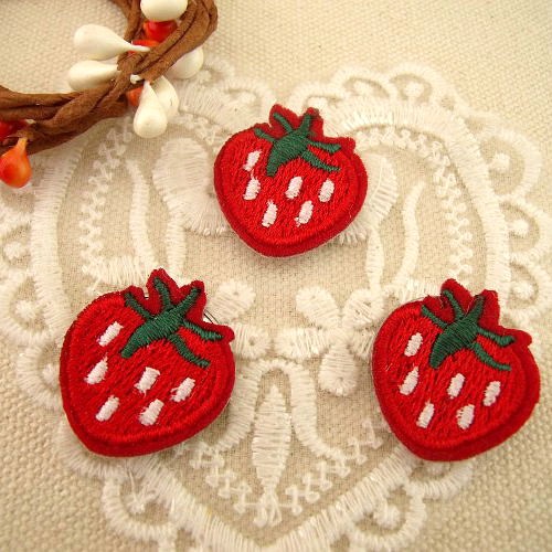 47 Clothes decal cartoon cloth patch patch fashion decoration embroidery repair small hole diy clothing patch strawberry