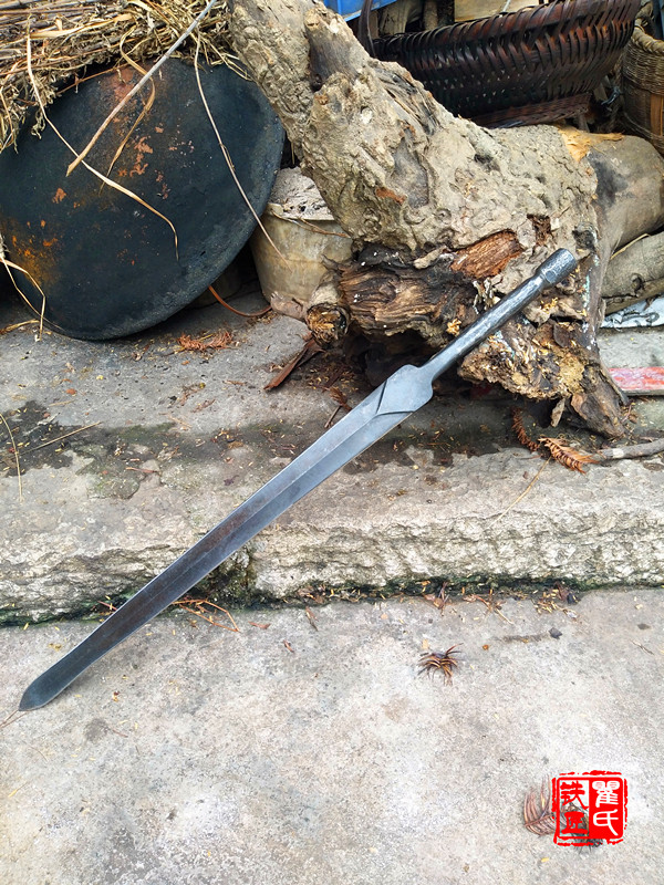 Qu's sword all-in-one sword nameless sword hand-made one-piece forging and placing props, crafts, gifts, ornaments, performances, uncut edge can be customized