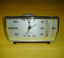 Collection of old clocks-Shanghai Diamond brand metal copper core alarm clock old objects props and decorations-Bao Lao