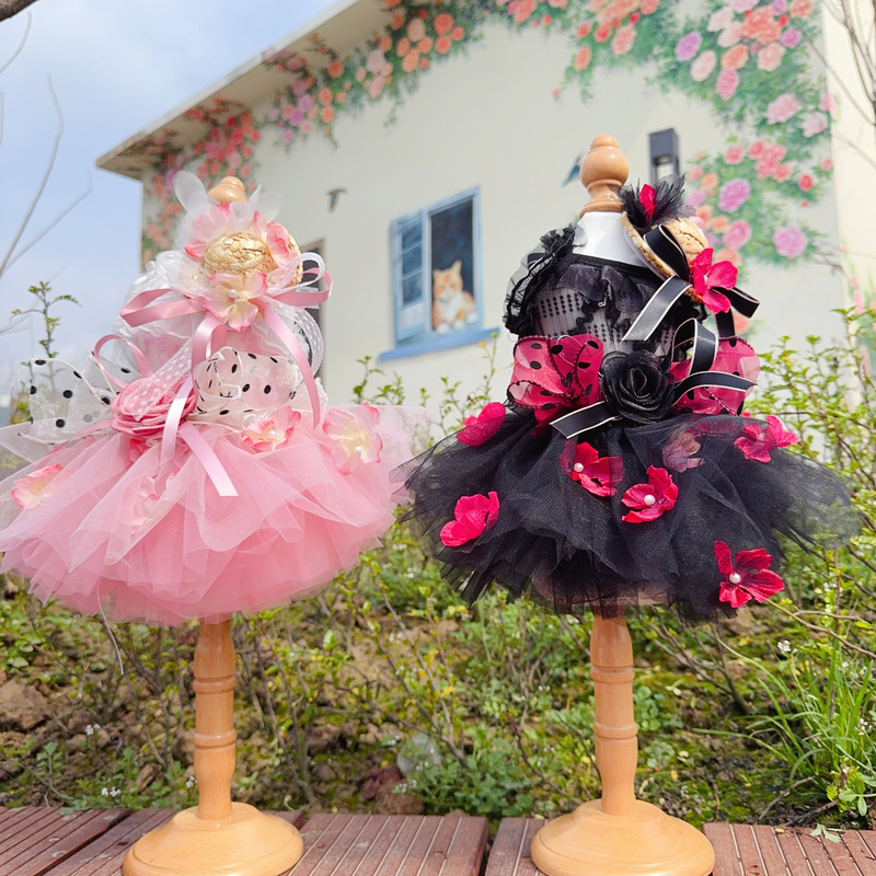 Cute Pet Spring and Summer Roman Holiday Floral Lace Suspender Dress Bear Foam Pet Pajamas Teddy Bichon Home Clothes