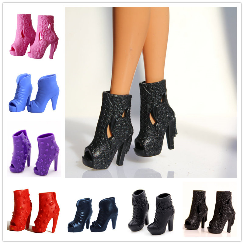 Buplepu Dongva shoes black boots black hollow boots mini-doll shoes children have been home toys