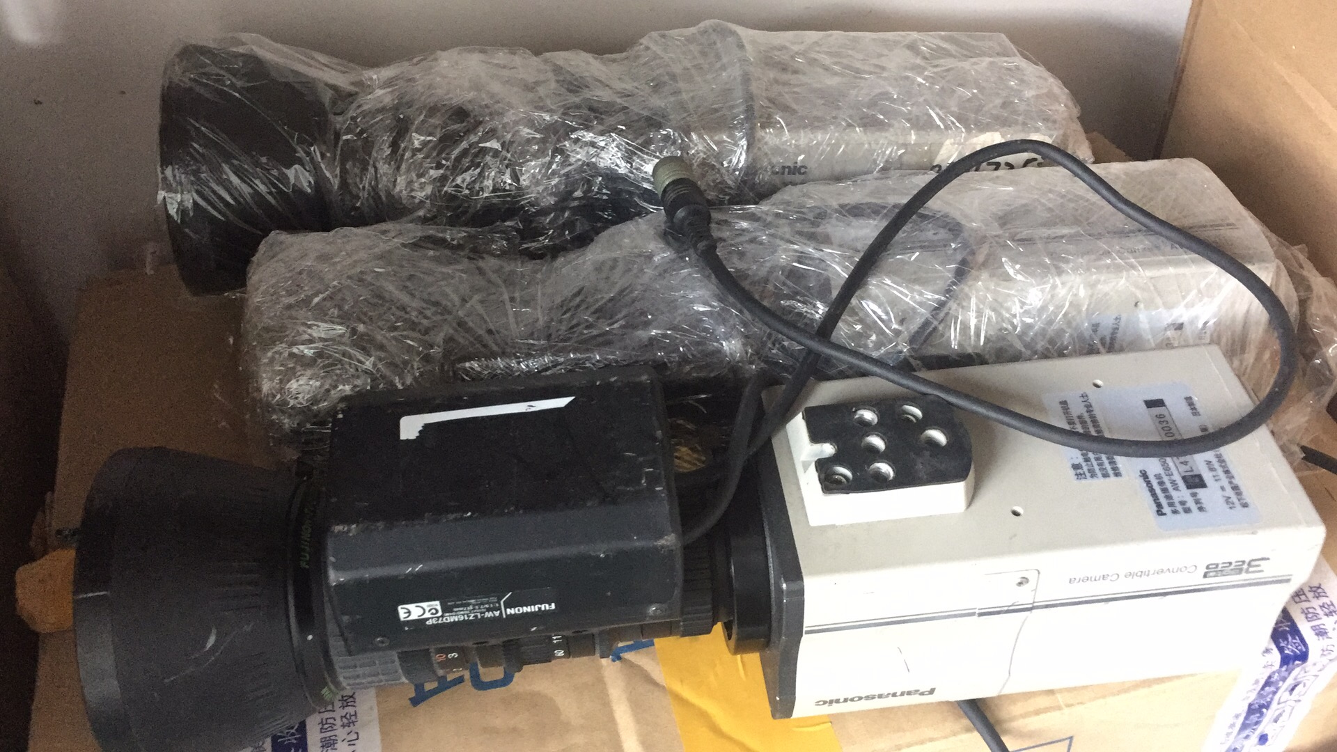 Panasonic Broadcast Class 3CCD camera with Fuji lens