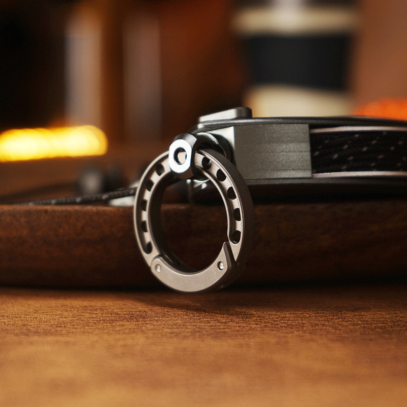 Titanium Alloy 2026 New Model Key Ring Buckle Small Ring Large Ring Car Men's Sturdy and Durable Motorcycle Men's Pendant Titanium Alloy 2026 New Model Key Ring Buckle Small Ring Large Ring Car Men's Sturdy and Durable Motorcycle Men's Pendant