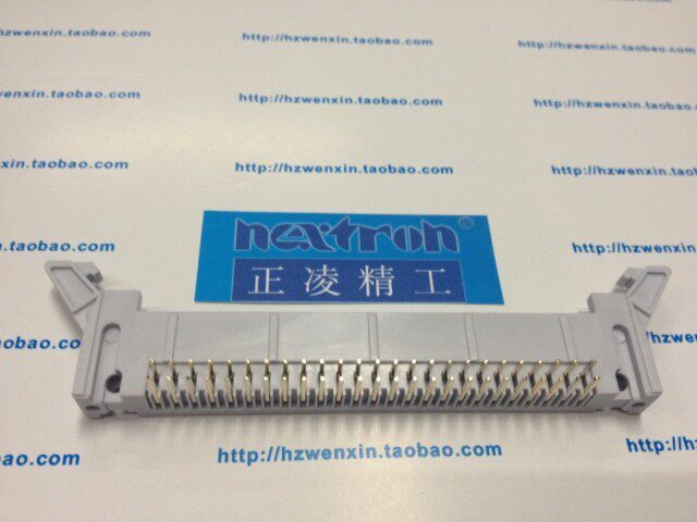 Socket Taiwan is Ling Seiko (nextron) DC2-50P bent foot 50 core horn socket cable socket