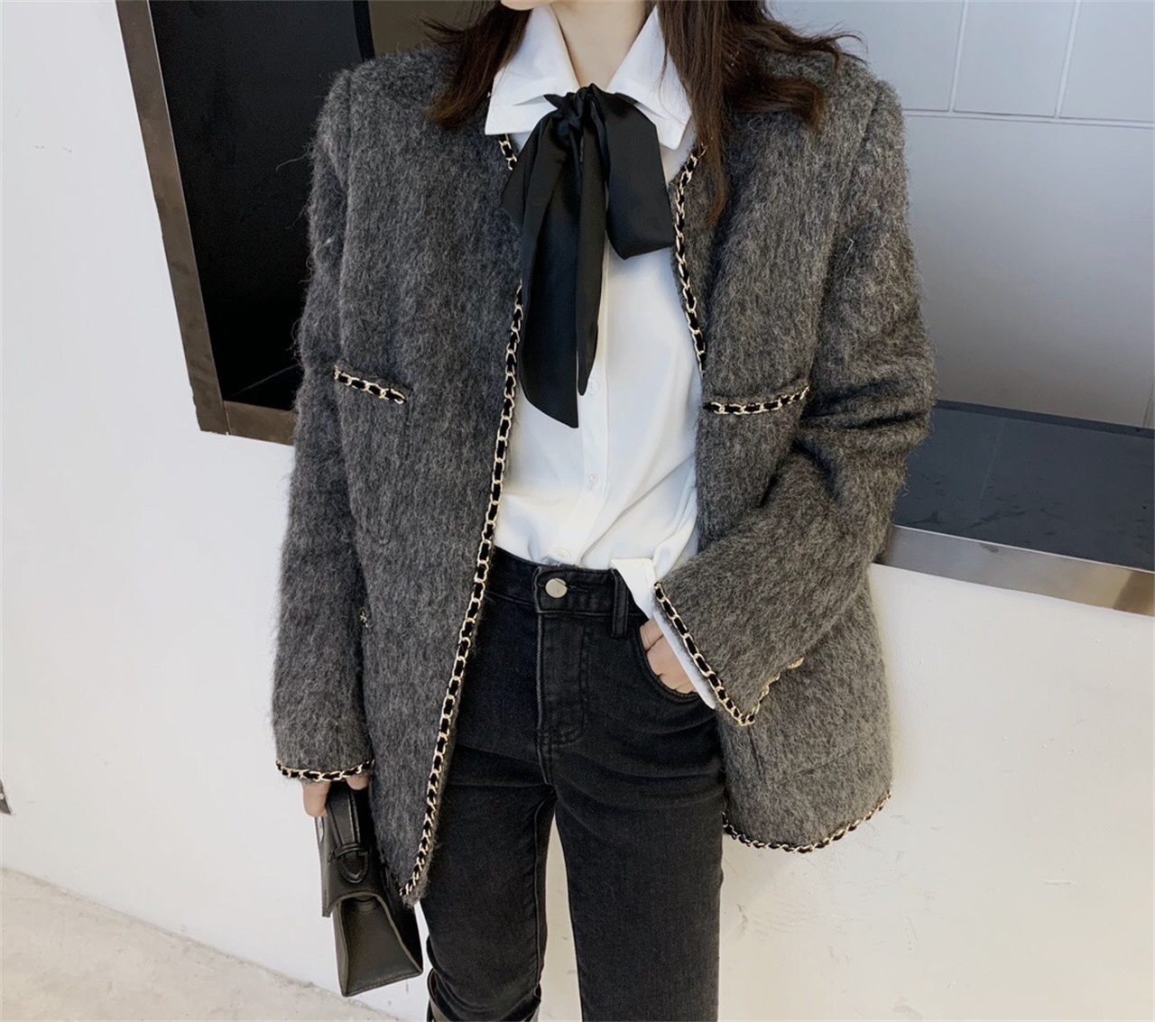 Celebrity Xiaoxiangfeng chain thickened woolen long coat women's 2022 autumn and winter new temperament gray A-line woolen coat