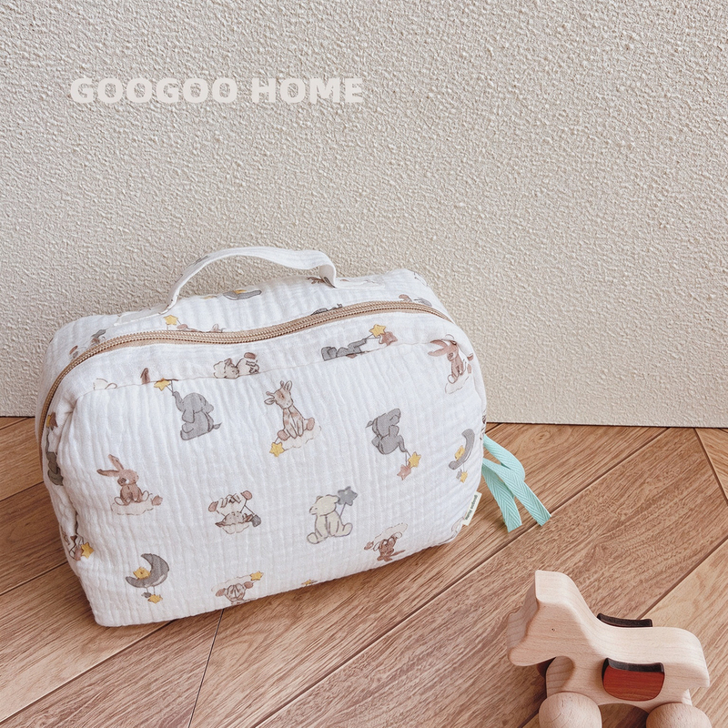 Googoohome Animal Paradise Underwear Storage Bag Travel Portable Divided Storage Bag Socks and Clothing Organizer