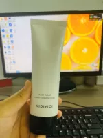 Vidivici, очищающее молочко на основе аминокислот с гиалуроновой кислотой, 120 мл