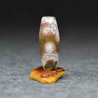 Tibet's new ten-product specimens, beads, nine-eyed shale agate, warring States red sky-eye chalcedony Buddha Beads pendant