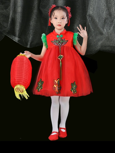 Праздничнный красный костюм, китайская кукла, фонарь, юбка-пачка