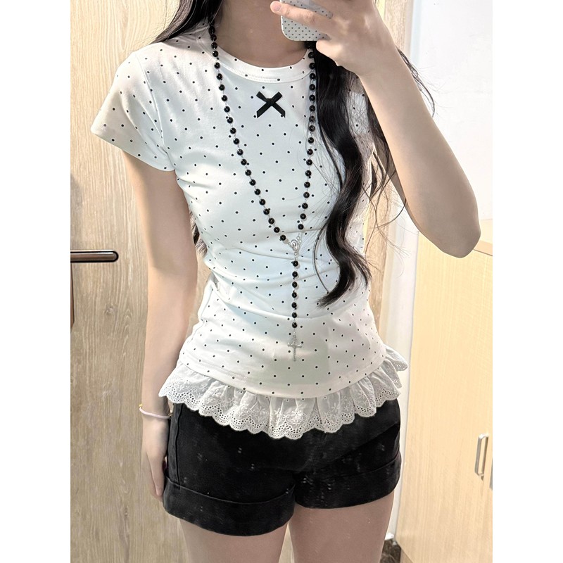 Summer Korean-Style Polka Dot Round Neck Short-Sleeved T-Shirt for Women, New Lace Hem Design, Slim Fit Top in