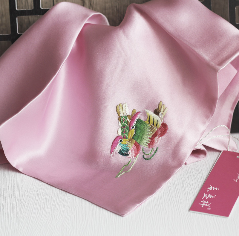 Gifts Antique Su embroidery mulberry silk handkerchief double layer silk hand-embroidered handkerchief gift-giving mandarin duck