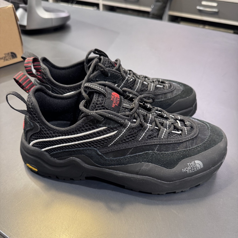 The North Face Clyffe Ultra Men's and Women's Low-Top Outdoor Grip Sports Shoes Direct from the Usa The North Face Clyffe Ultra Men's and Women's Low-Top Outdoor Grip Sports Shoes Direct from the Usa