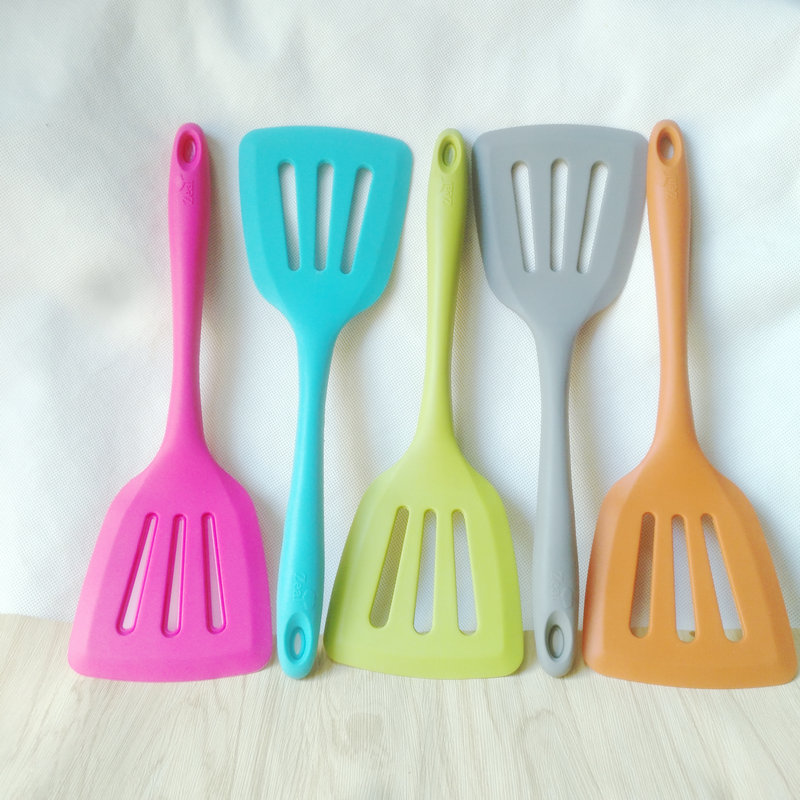 British quality high temperature resistant silicone shovel Home Non Stick Pan Shovel Fried Vegetable Fried Fish Drain without injury pan protective cookware-Taobao