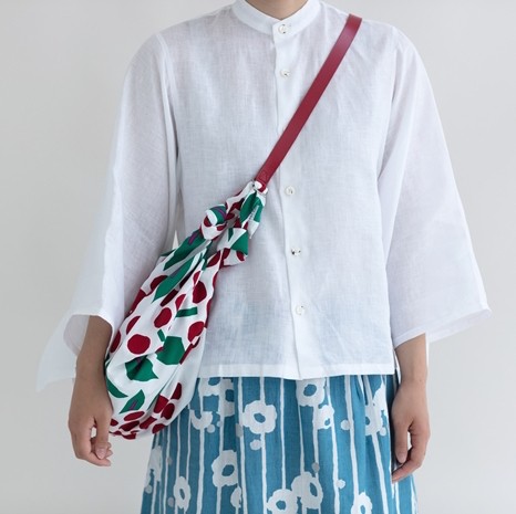 (Not in stock) sousou bag with small towel folding furoshiki accessories leather one-inch bag diagonal strap {special feature}