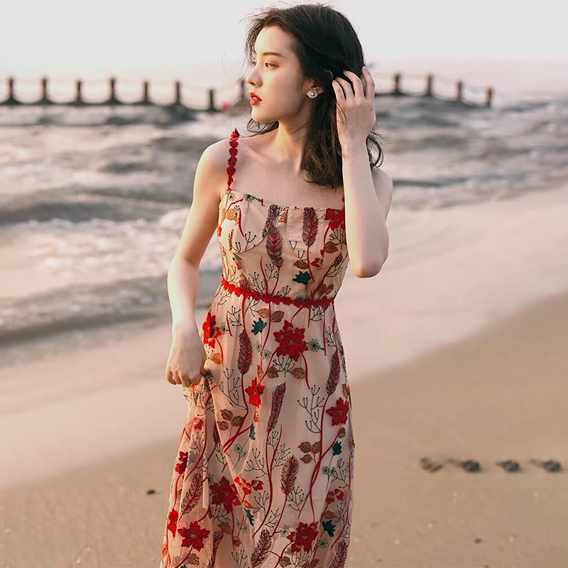 Sandro Svpr women's dress 2022 new summer sweet and salt small crowdsourced and slim temperament harness foreign dress