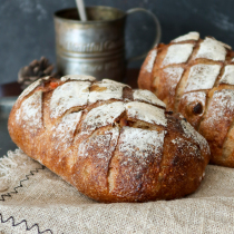 Pool fitness rye Whole Wheat hard European bag big Leba French natural nutrition whole grain bread fitness meal replacement slice