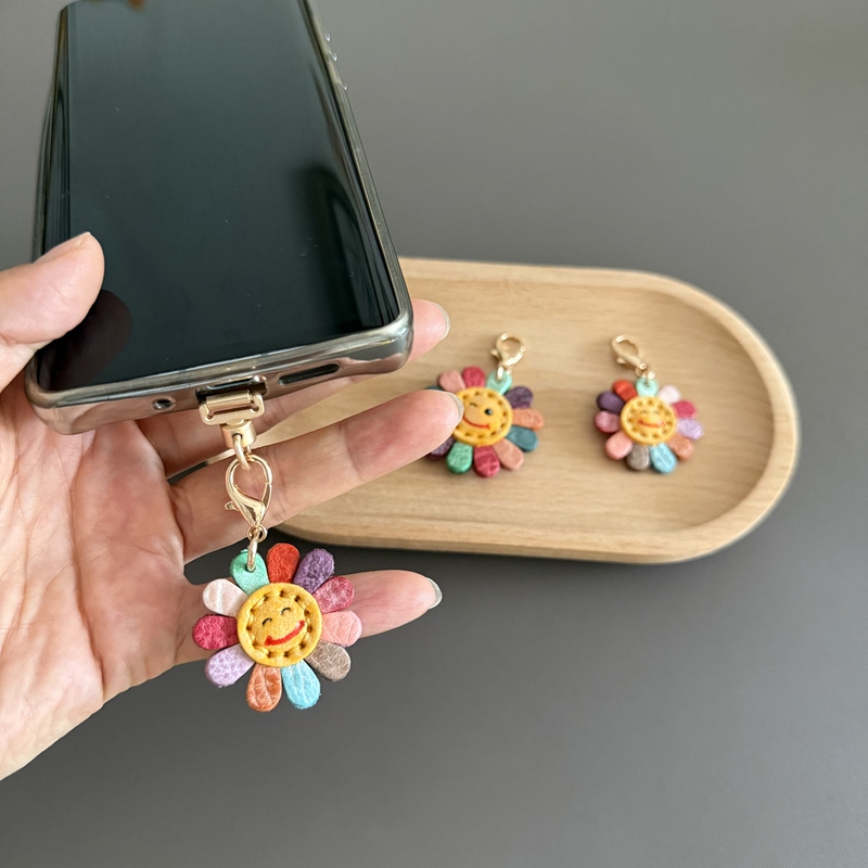 First-Layer Cowhide Leather Smiley Face Sunflower Pendant Flower Ornament Rainbow Sunflower Bag Charm Keychain Phone Lanyard