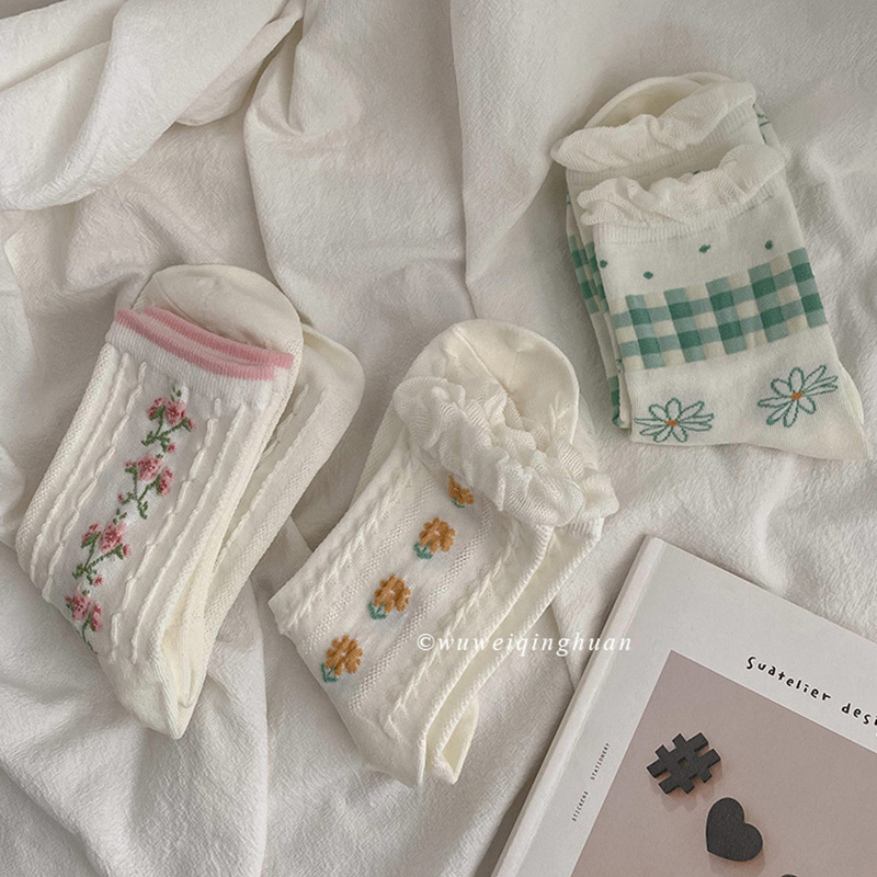 Tasteless Qinghuan Daily Bubblemouth Small Flowers Socks Jk Teenage Girl Cute Wind Flowers Side Socks Sweet And Broken Flowers Middle Stockings