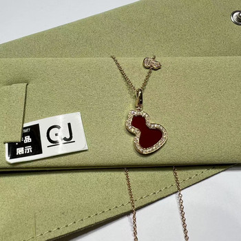 18k gold gourd necklace for women with diamonds, red agate and jade pendant, clavicle chain, light luxury niche high-end gift