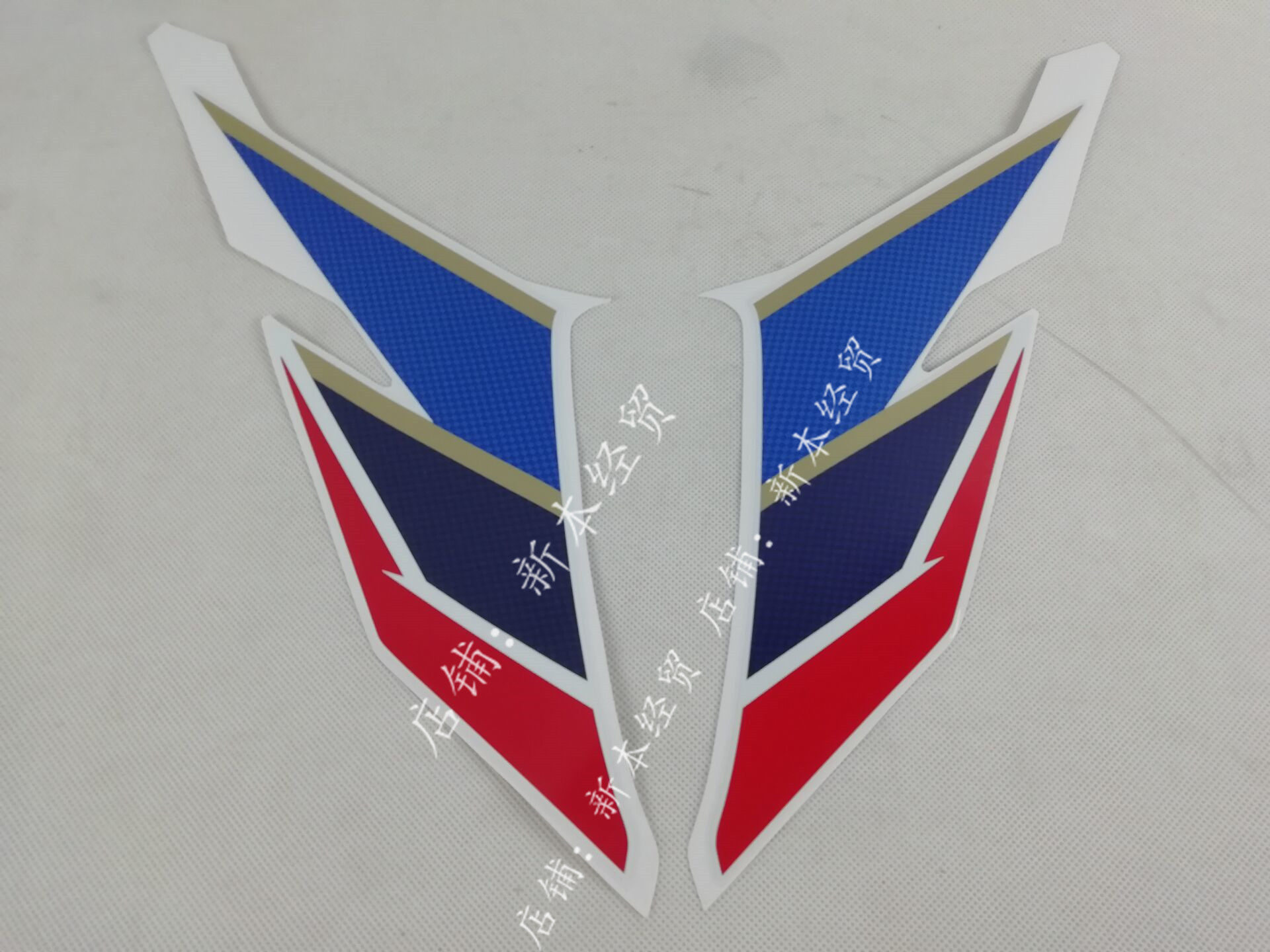 New Continent Honda Locomotive SDH125T-31-37RX125 cracked front left and right side cover guard plate cover decal painting