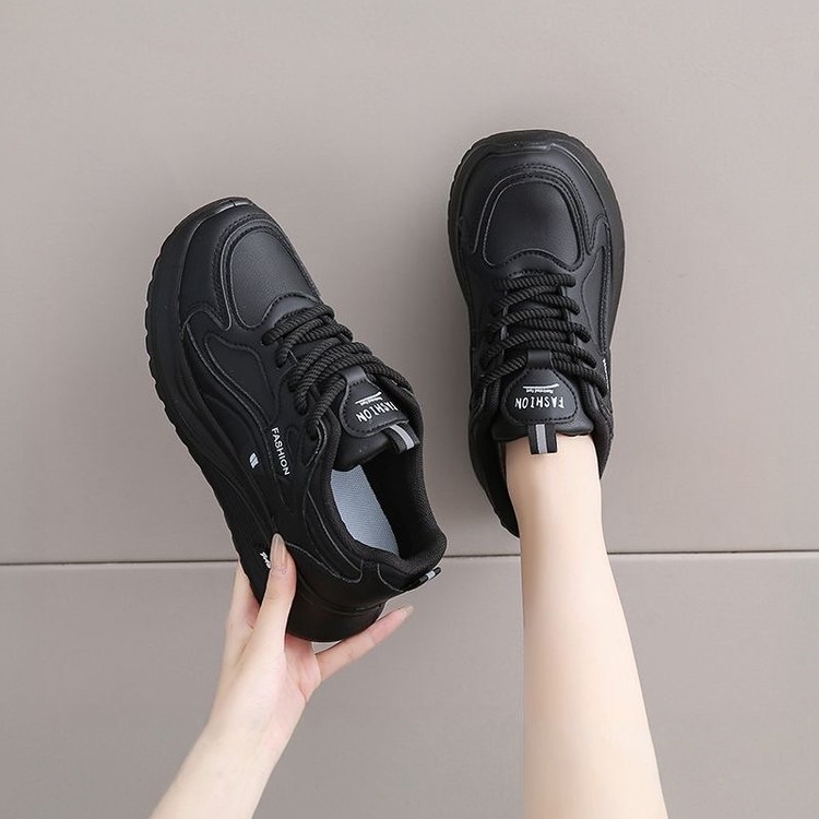 Black Work Shoes for Female Chefs, Kitchen Waterproof and Non-Slip Work Shoes, Sneakers, Dad Shoes, Versatile Little Black Shoes Black Work Shoes for Female Chefs, Kitchen Waterproof and Non-Slip Work Shoes, Sneakers, Dad Shoes, Versatile Little Black Shoes