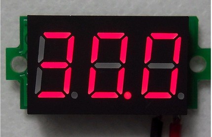 进口STM8S003主控！带反接保护/3.2~30V(两线) 数显数字电压表头