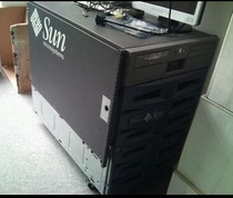 Sun Fire V880 Server