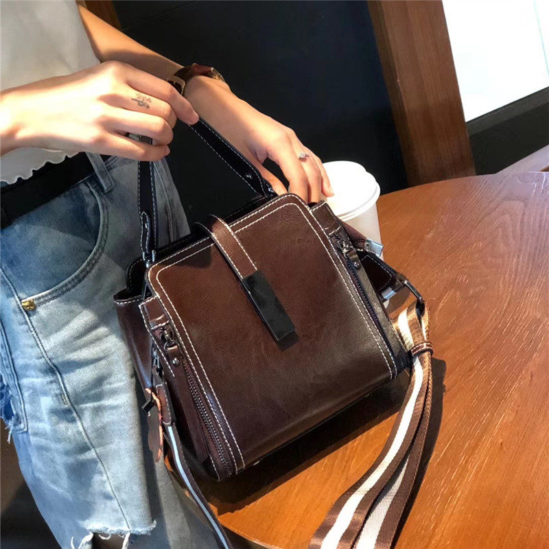 Bucket bag retro versatile one-shoulder messenger High Quality Street Fashion Bag New Trendy Spring Fashion  main image 3