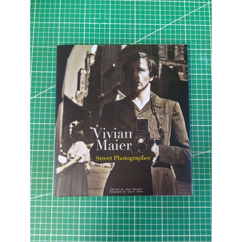 [in Stock] Vivian Maier Street Photographer English Documentary Black and White Photography Art