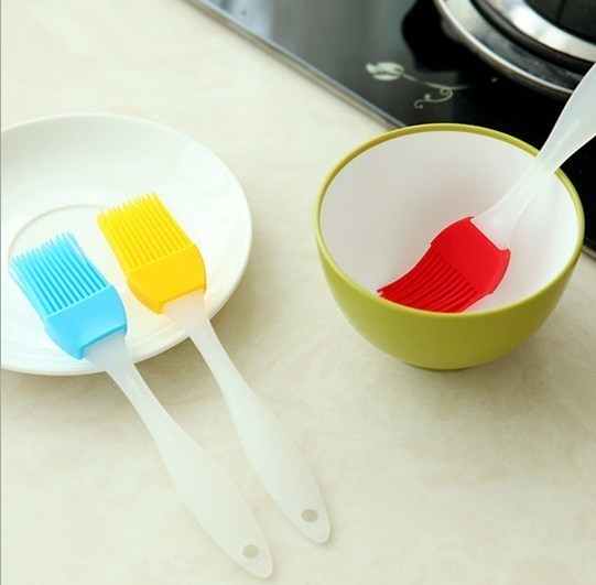 4 Packed Barbecue Brushes Two-piece Silicone Oil Brushed High Temperature Resistant Small Barbecue Brush Kitchen Baking Tool Baking Brush