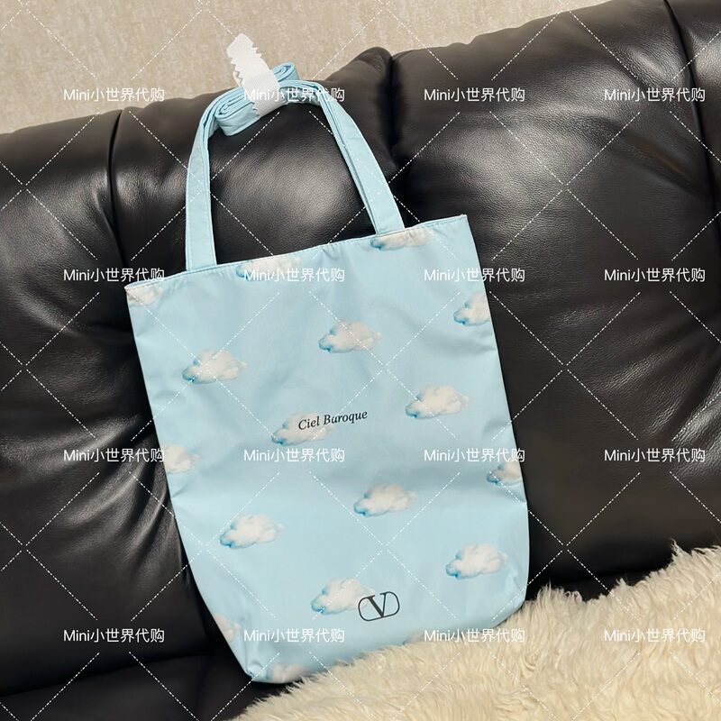Beautiful and Practical~ Valentino Blue Cloud Tote Bag, Large Capacity Shopping Bag, Shoulder Bag, Gift from the Official Store